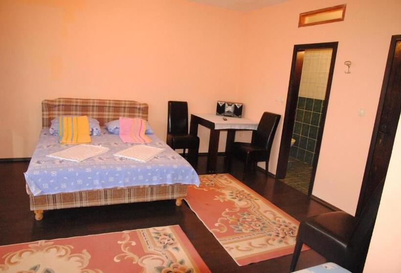 اتاق استاندارد چهار تخته با چشم‌انداز دریا, Villa Dulsinea