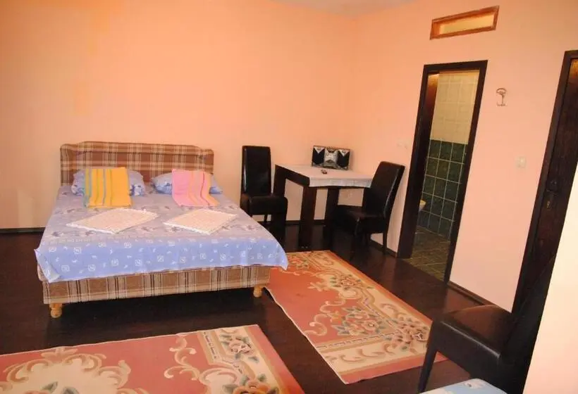 اتاق استاندارد چهار تخته با چشم‌انداز دریا, Villa Dulsinea