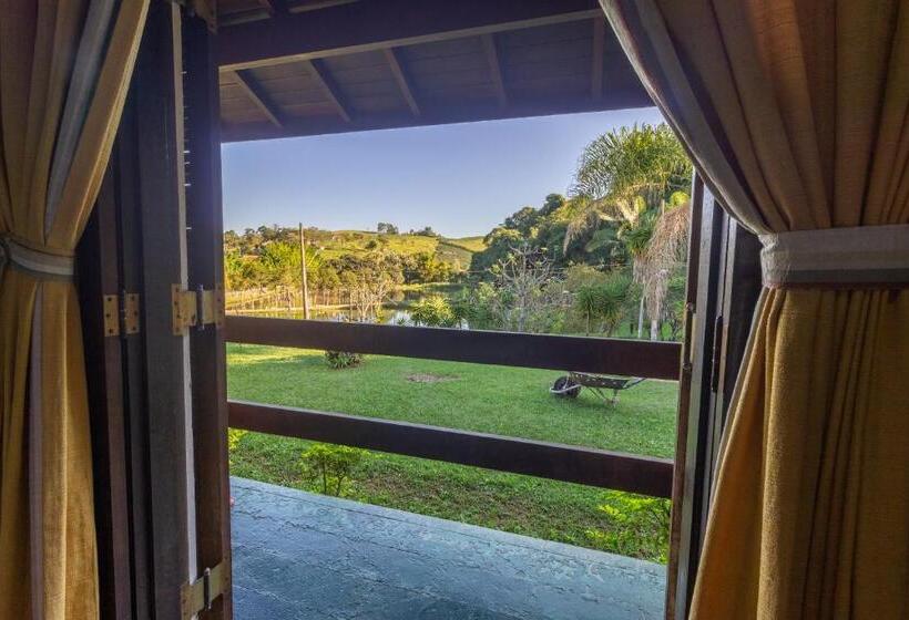 Superior room with lake view, Fazenda Pintado Na Brasa