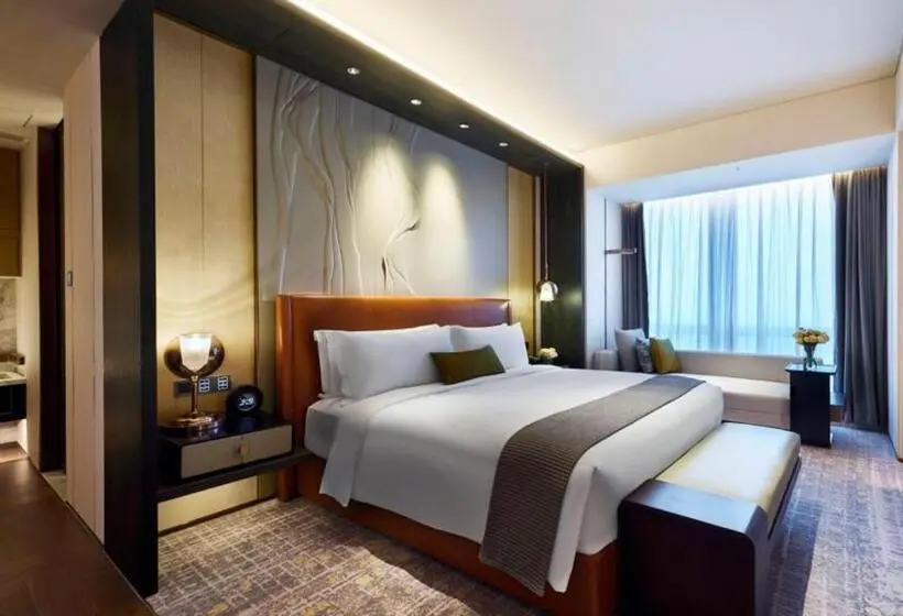 キングサイズベッドのクラシックルーム, Intercontinental Zhuhai, An Ihg