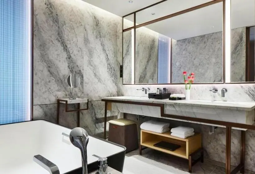 キングサイズベッドのクラシックルーム, Intercontinental Zhuhai, An Ihg