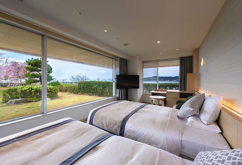 带景观的三人标准房间, Kamenoi Hotel Hikone