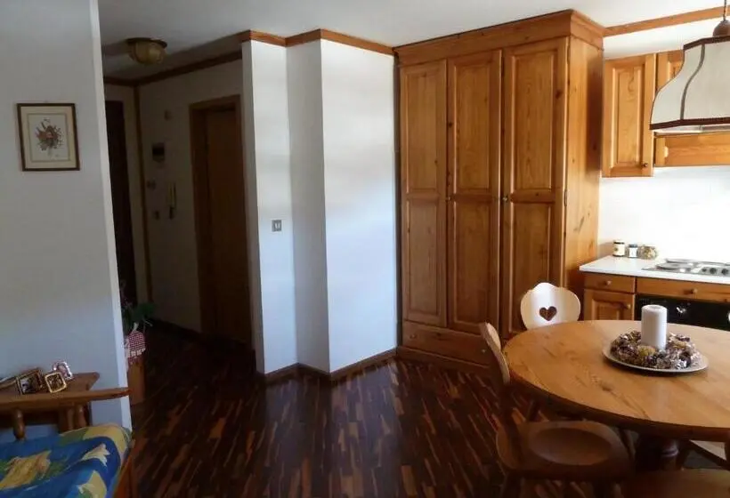 استودیوی استاندارد, Residence Hotel Casa Metz