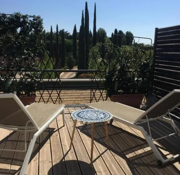 Standard-studio Terassi, Les Terrasses D Aix   Studio Avec Grande Terrasse Privée