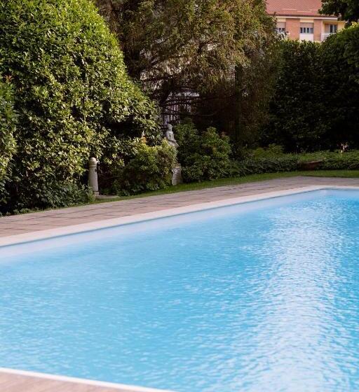 סוויטה עם ג'קוזי, Villa Erre  Literary B&b