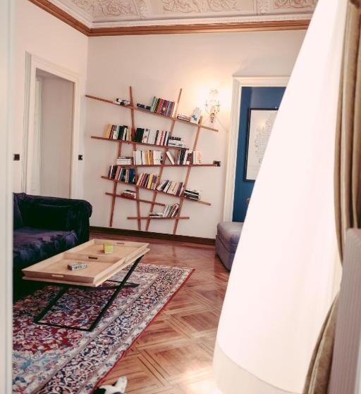 סוויטה עם ג'קוזי, Villa Erre  Literary B&b