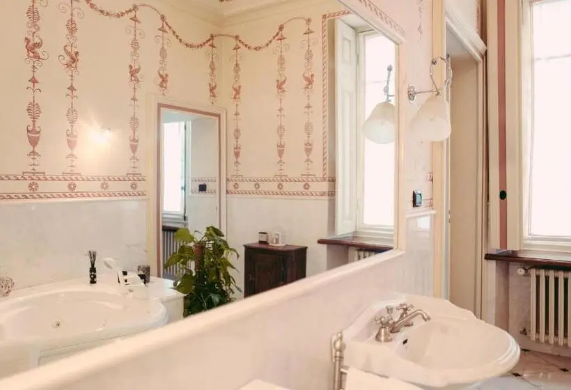 ハイドロマッサージバス付きスイート, Villa Erre  Literary B&b