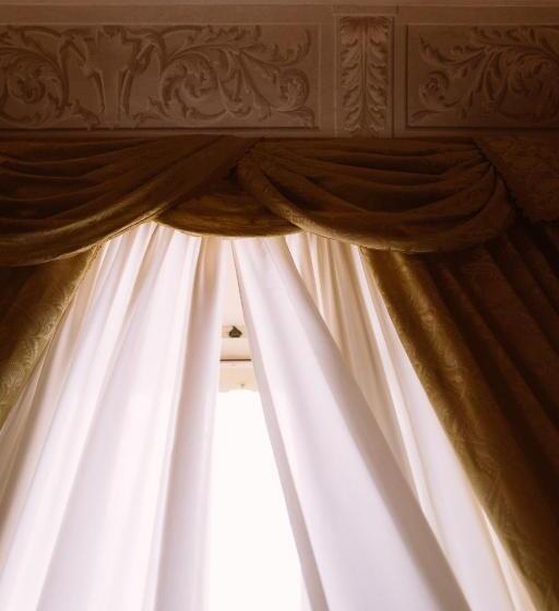 자쿠지 스위트, Villa Erre  Literary B&b
