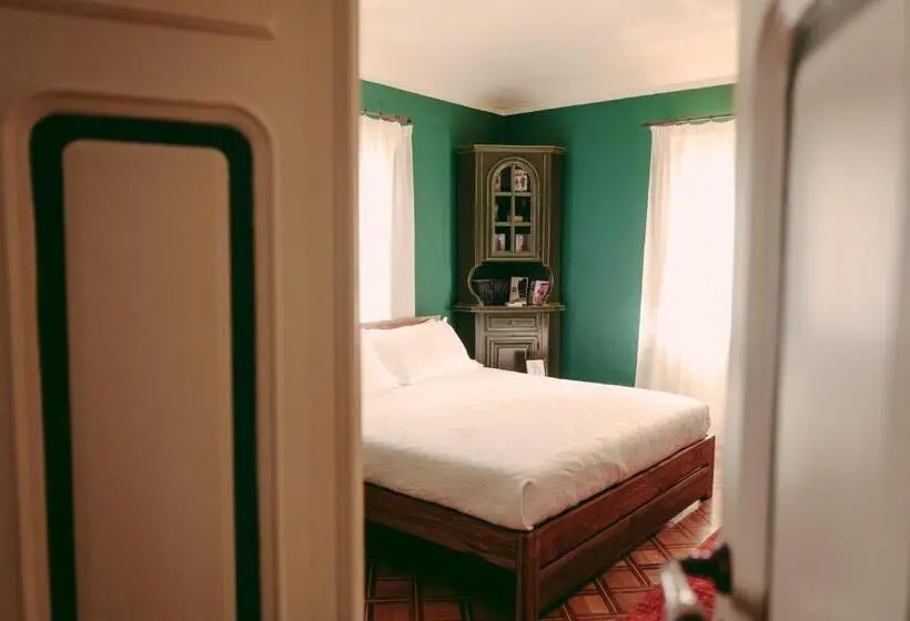 スイート, Villa Erre  Literary B&b