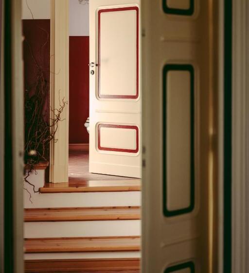 סוויטה, Villa Erre  Literary B&b