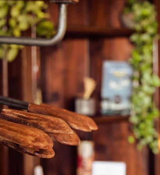 סוויטה, Villa Erre  Literary B&b