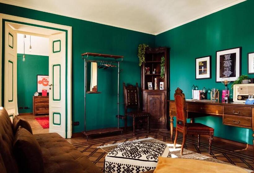 סוויטה, Villa Erre  Literary B&b