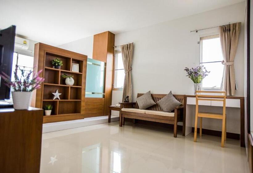 جناح مزوَّد بشرفة, Central Place Serviced Apartment 1
