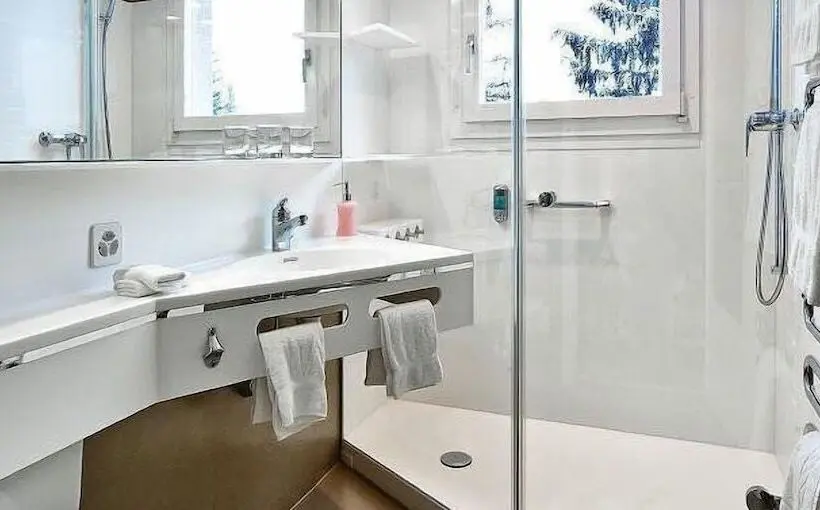 Chambre Standard avec Balcon, Astoria