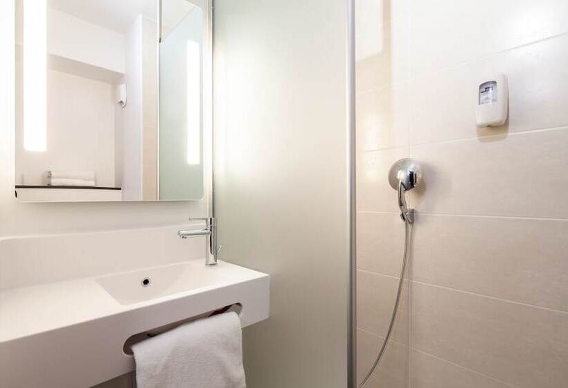 Номер Стандарт Адаптированный для Инвалидов, B&b Hotel Paris Gennevilliers Asnières