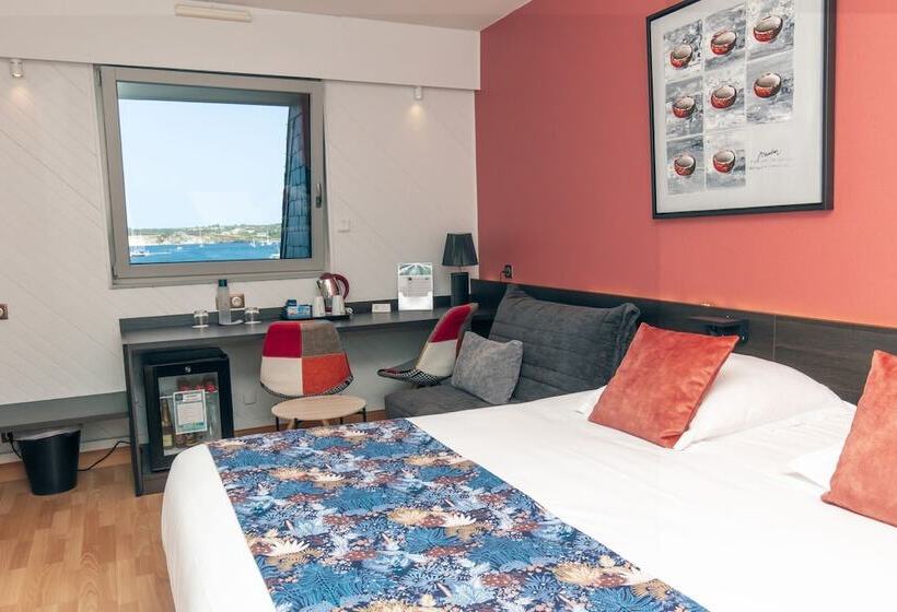 غرفة سوبيريور مطلّة علي البحر, De France