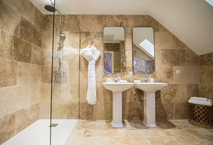 اتاق سوپریور, Hôtel Du Domaine De La Groirie   Le Mans