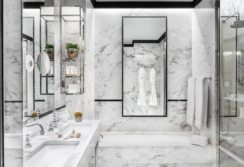 مجموعه ویستا شهر, Maison Albar Le Monumental Palace