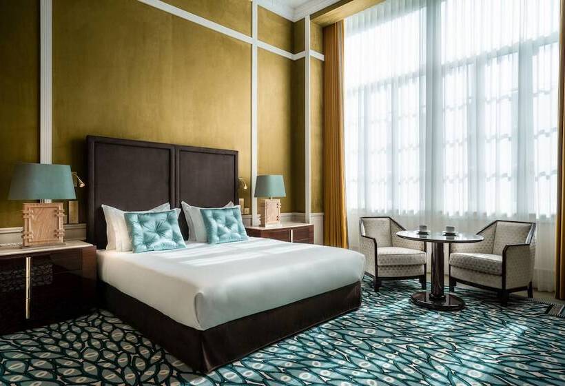 اتاق اجرایی, Maison Albar Le Monumental Palace