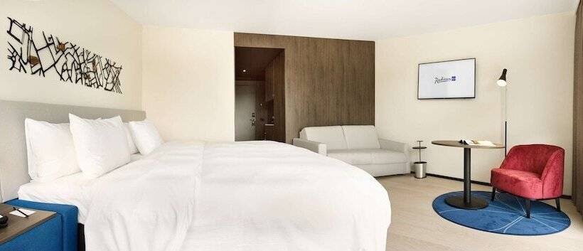 Семейный Номер, Radisson Blu Hotel, Bruges