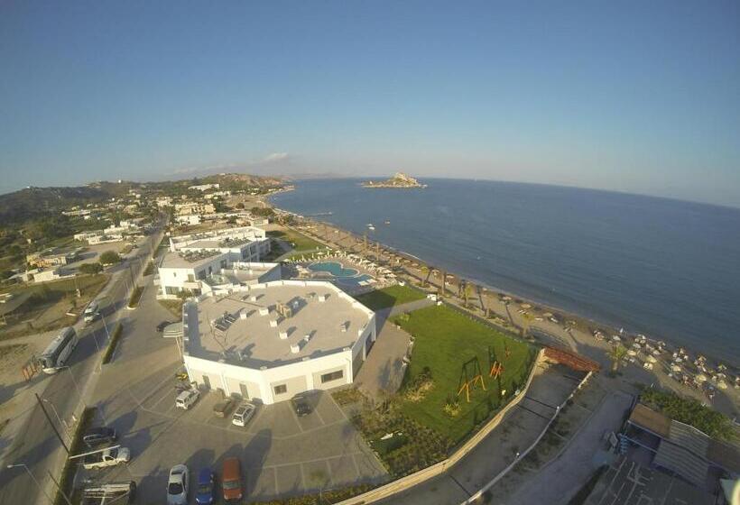 Семейный Номер, Royal Bay Suites