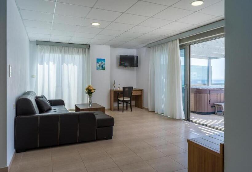 Люкс Вид на Море, Royal Bay Suites