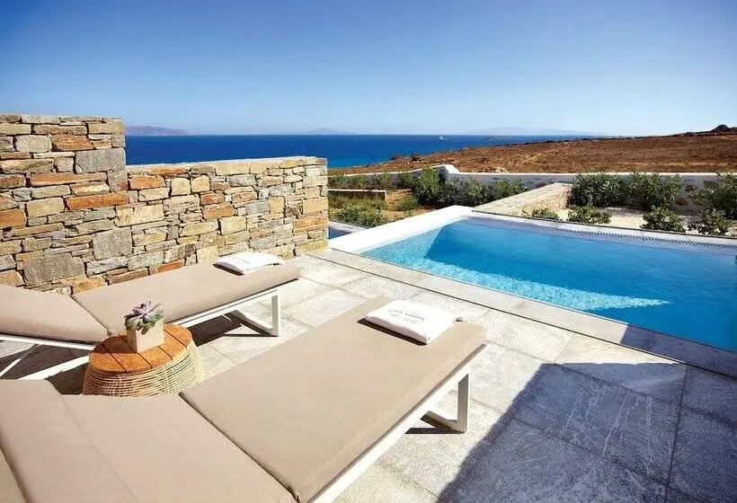 سوئیت با چشم‌انداز, Summer Senses Luxury Resort