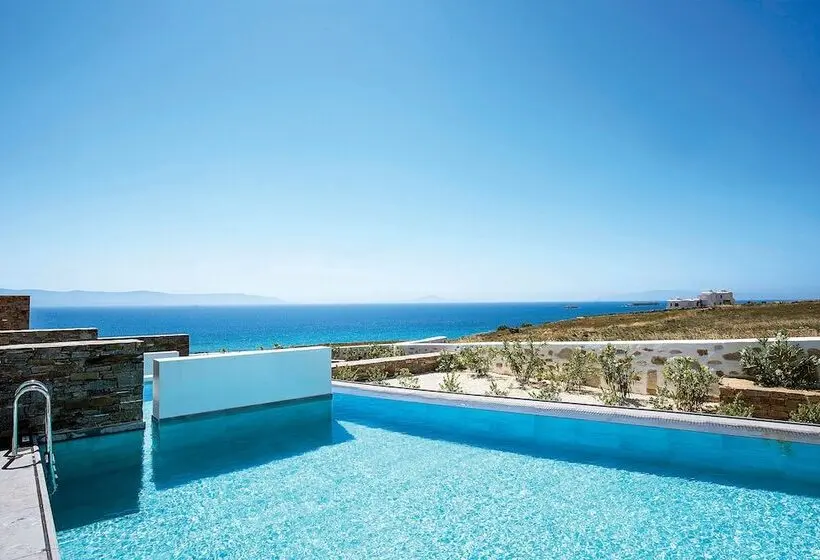 سوئیت با چشم‌انداز, Summer Senses Luxury Resort