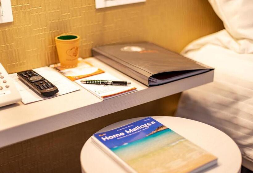 Quarto Basic, The Place   Adults Only