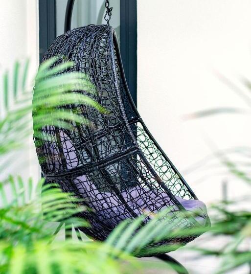 豪华房间, The Place   Adults Only