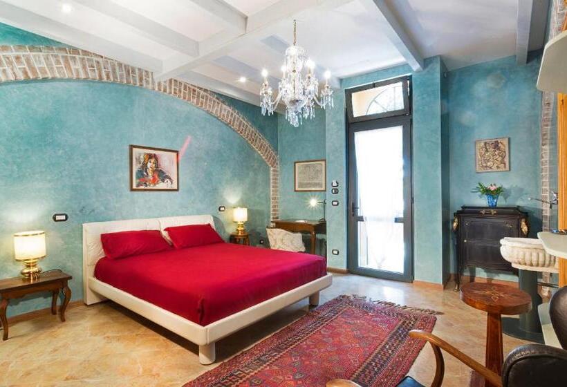 اتاق لوکس, Corte Rosantico