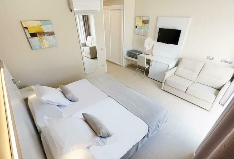 חדר דלוקס יחיד, Sanom Beach Resort - Adults Only