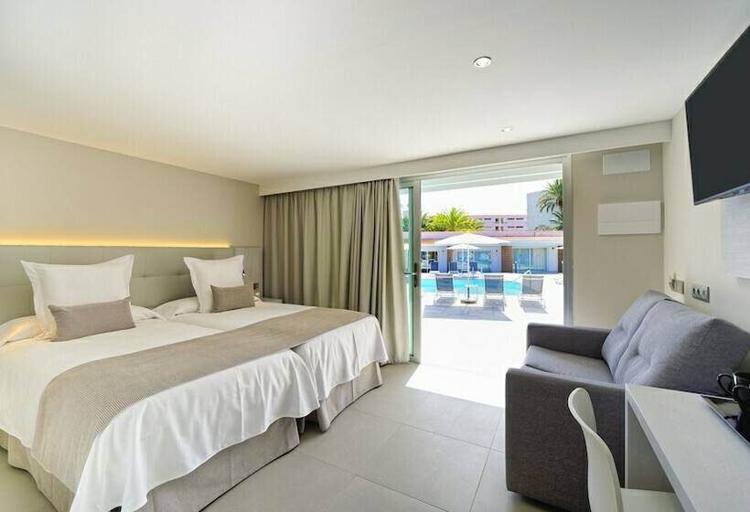Quarto Deluxe, Sanom Beach Resort - Adults Only