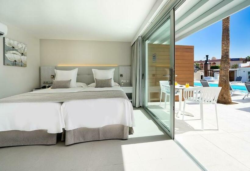 חדר סטנדרט נוף לבריכה, Sanom Beach Resort - Adults Only