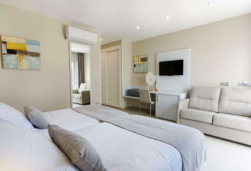 חדר סטנדרט נוף לבריכה, Sanom Beach Resort - Adults Only