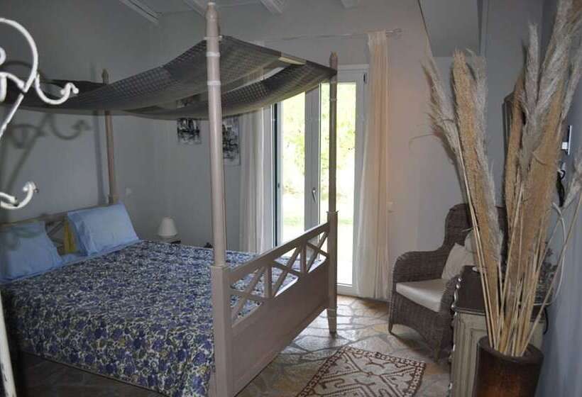 Люкс, Volidiera Guesthouse