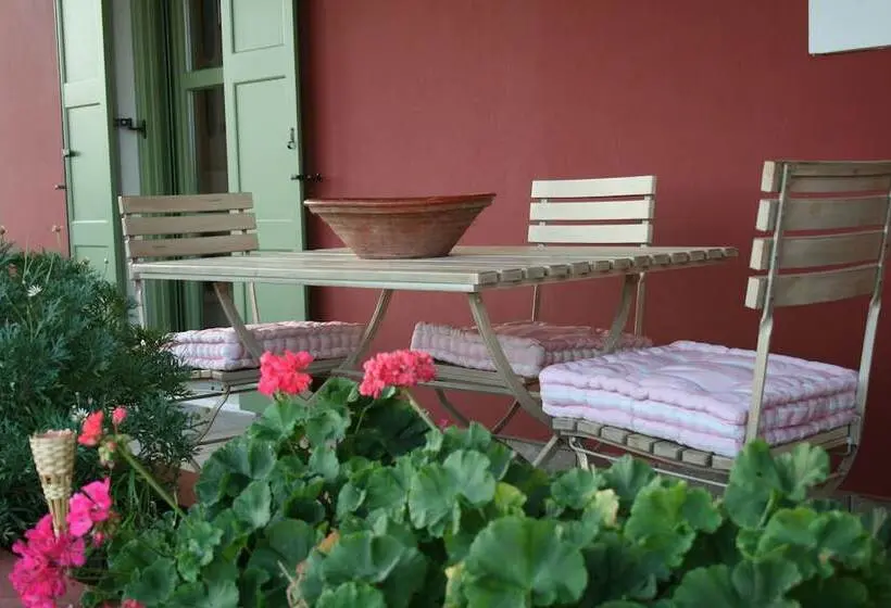 Standard-huone Terassi, Volidiera Guesthouse