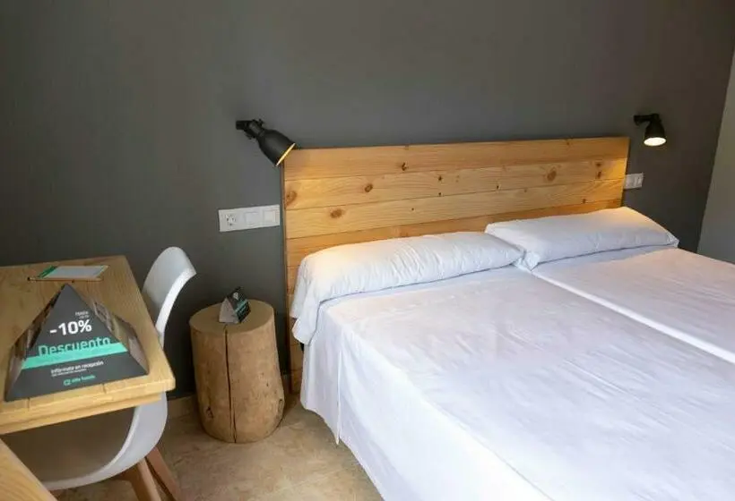 اتاق استاندارد, Alda Estella Hostel