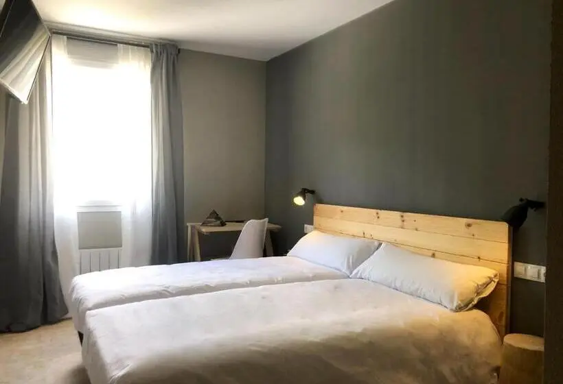اتاق استاندارد, Alda Estella Hostel