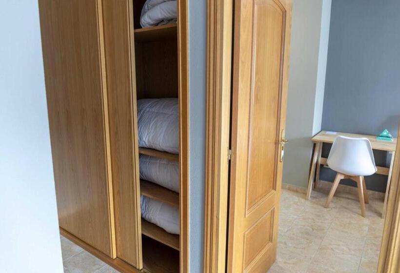 Четырехместный Номер Стандарт, Alda Estella Hostel