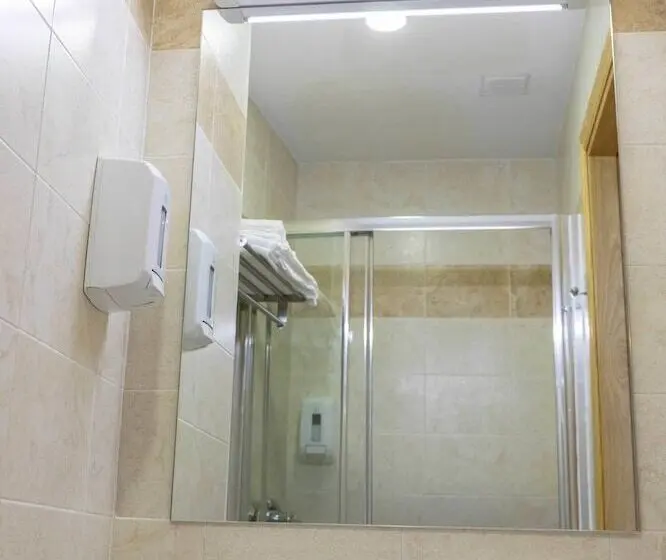 اتاق استاندارد, Alda Estella Hostel
