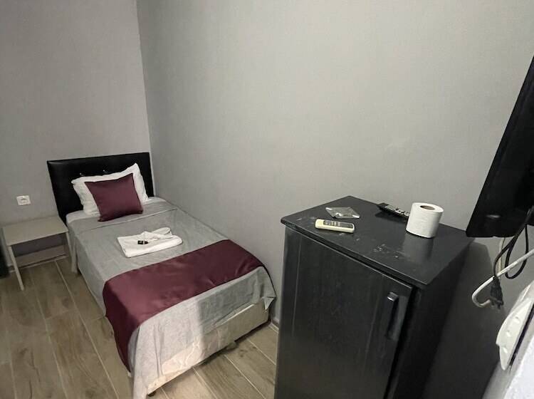 اتاق استاندارد یک نفره, Ersoy Aga Otel