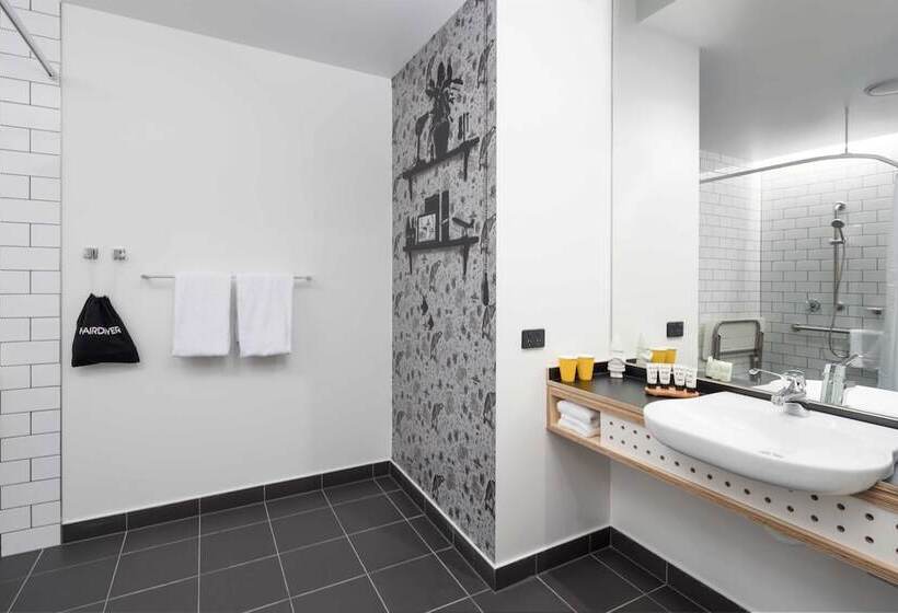 Quarto Estandar para Deficientes Físicos, Atura Adelaide Airport