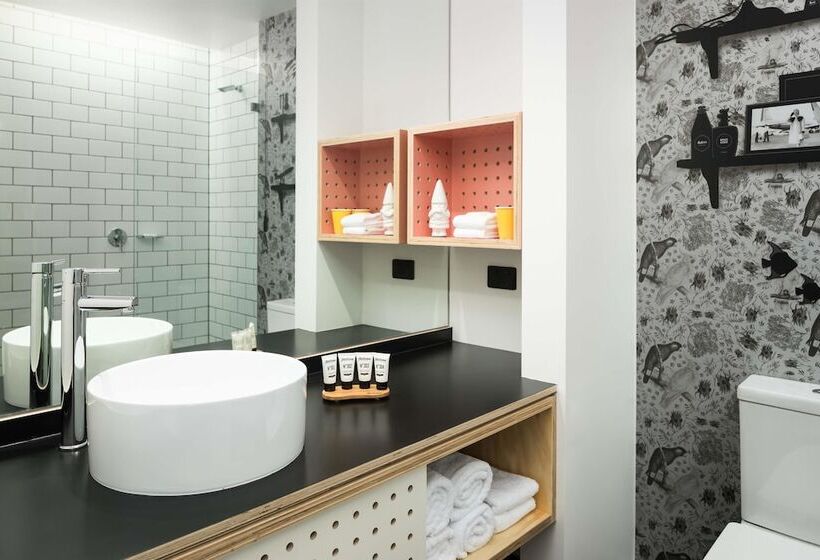 带城市景观的标准间, Atura Adelaide Airport