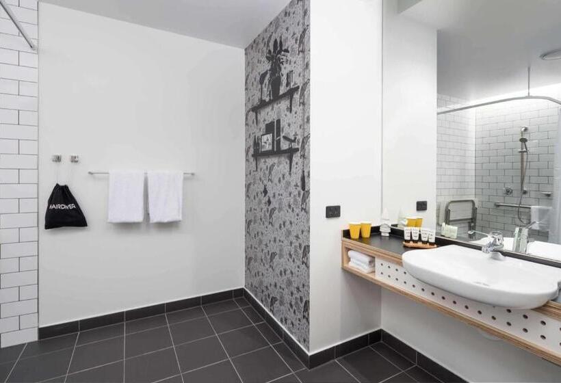 Quarto Estandar para Deficientes Físicos, Atura Adelaide Airport
