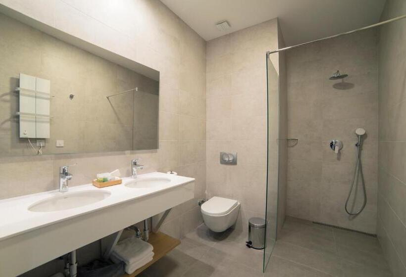 اتاق خانوادگی, City Nest Modern & Cozy Suites