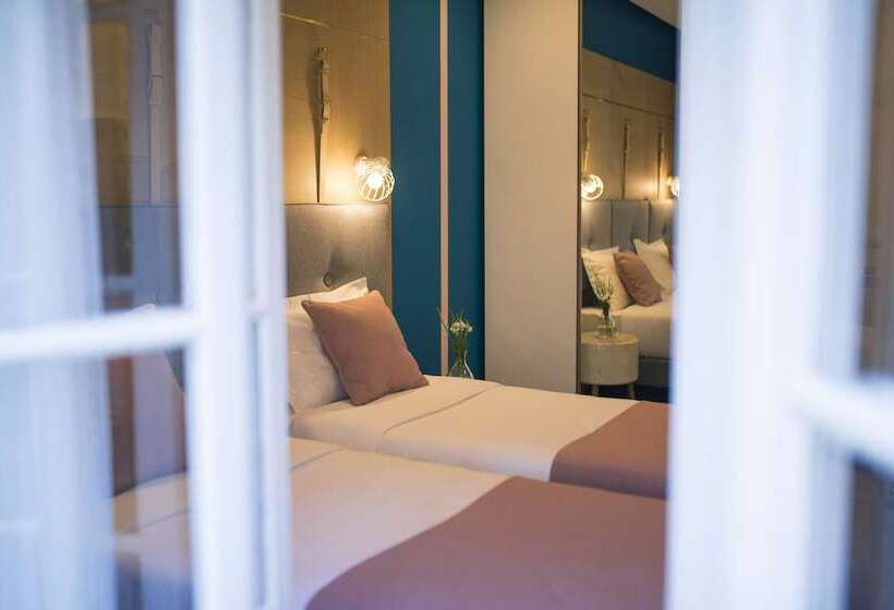 اتاق استاندارد با بالکن, City Nest Modern & Cozy Suites