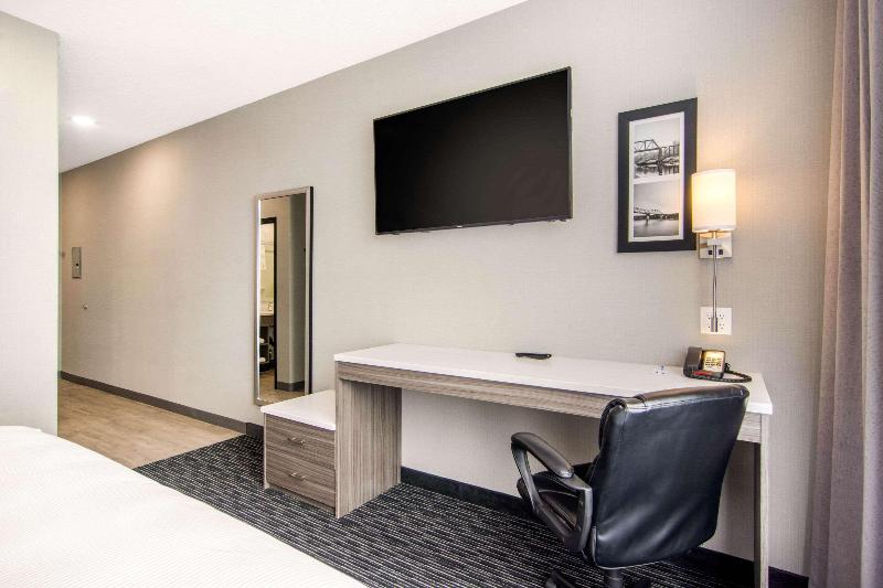 带大床的标准间, Comfort Inn & Suites