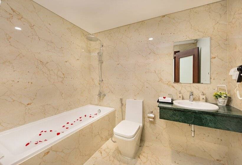 اتاق لوکس با چشمانداز شهر, Eden Ocean View Hotel Da Nang