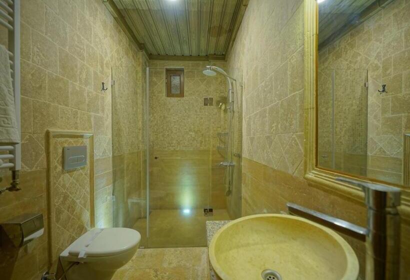 标准间, Shoestring Stone House